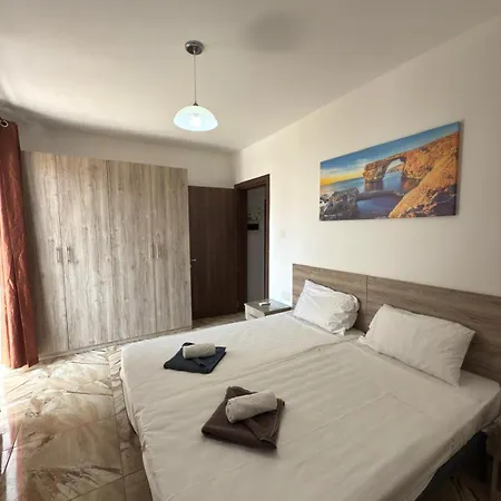 3-bedroom In M4 Apartment