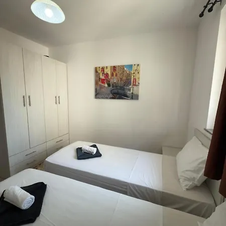 Apartment 3-bedroom In M4